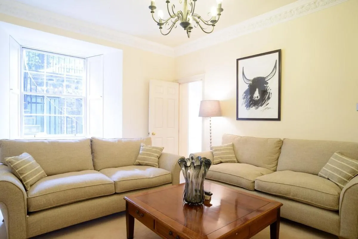 Beautiful Georgian 2 Bedroom Flat Edinburgh Lejlighed